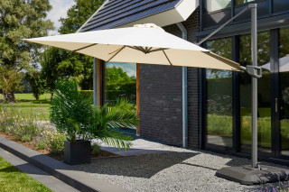 zweef parasol wit